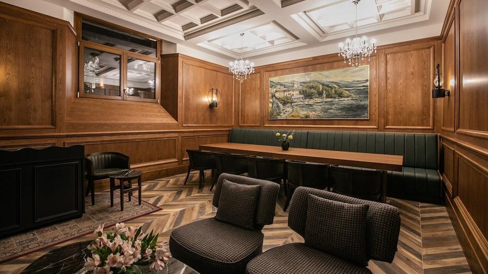 Amadria Park Hotel Sveti Jakov Опатия Екстериор снимка