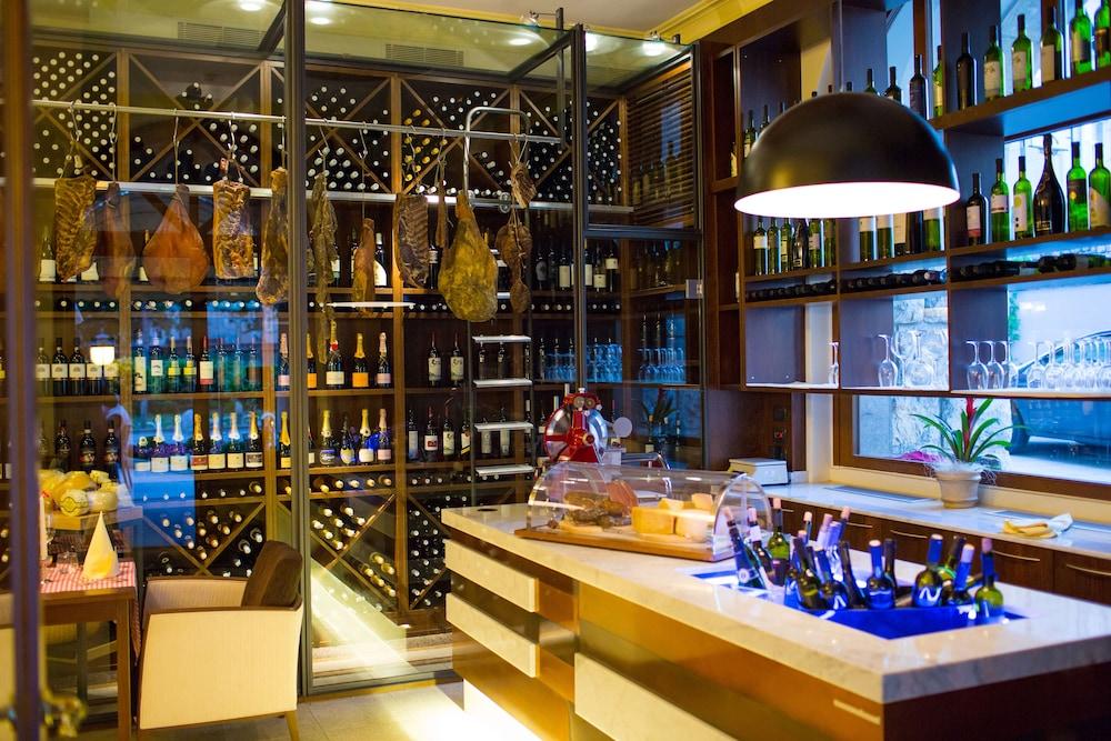 Amadria Park Hotel Sveti Jakov Опатия Екстериор снимка