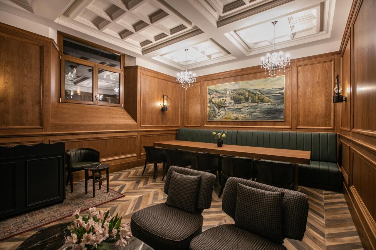 Amadria Park Hotel Sveti Jakov Опатия Екстериор снимка