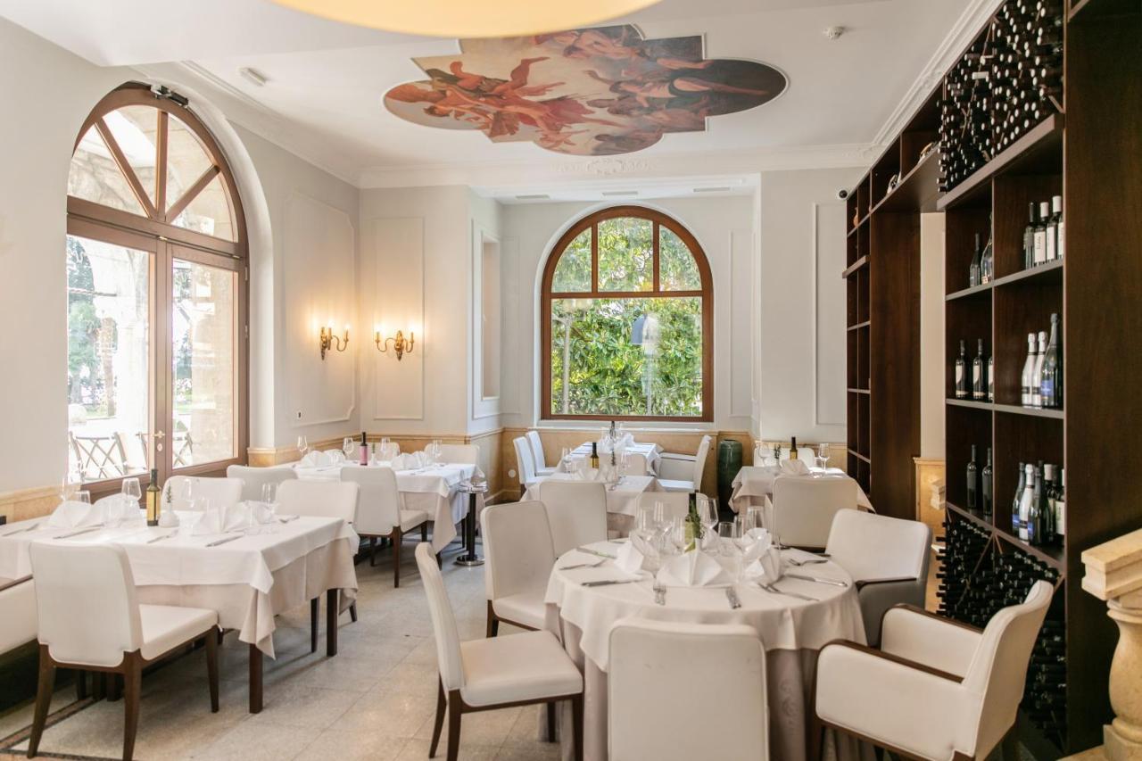 Amadria Park Hotel Sveti Jakov Опатия Екстериор снимка